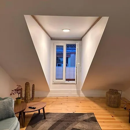 Newly Renovated Apartment Lisbon
